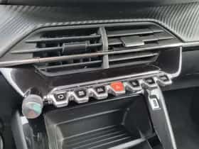 Peugeot 208 (2022) thumbnail 21