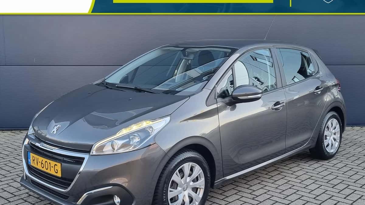 Peugeot 208 (2018) — foto 1