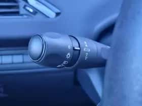 Peugeot 208 (2018) thumbnail 16