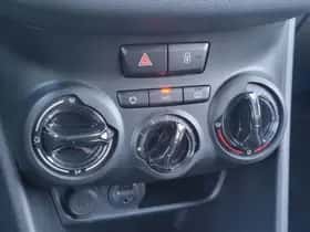 Peugeot 208 (2018) thumbnail 23