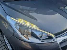 Peugeot 208 (2018) thumbnail 27
