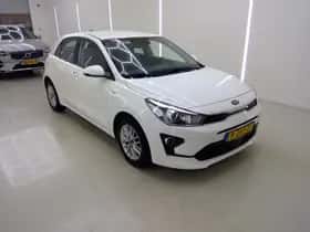 Kia Rio (2021) thumbnail 8