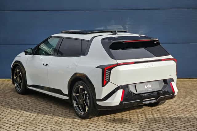Kia EV4 (2026) thumbnail 6
