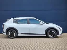 Kia EV4 (2026) thumbnail 2