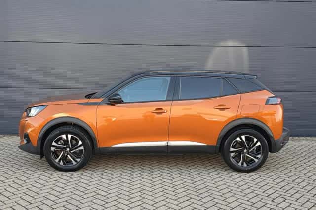 Peugeot e-2008 (2021) thumbnail 3