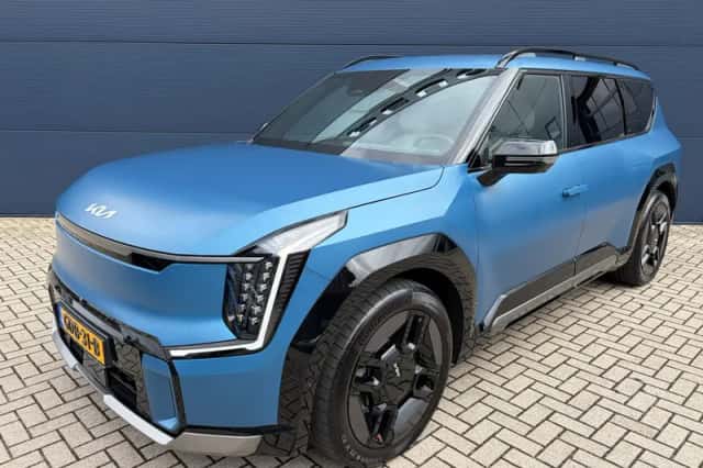 Kia EV9 (2024) thumbnail 2