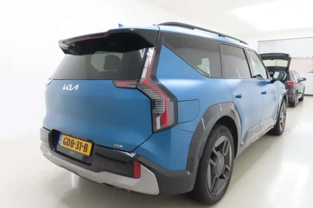 Kia EV9 (2024) thumbnail 3