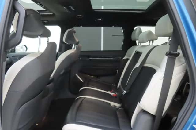 Kia EV9 (2024) thumbnail 6
