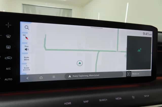 Kia EV9 (2024) thumbnail 6