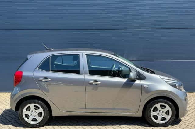 Kia Picanto (2021) thumbnail 5