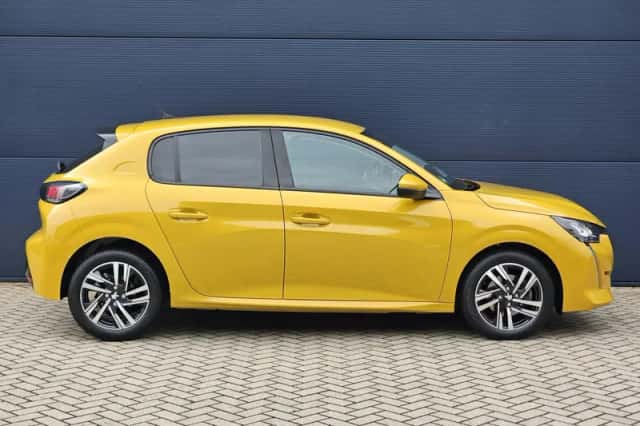Peugeot 208 (2021) thumbnail 4