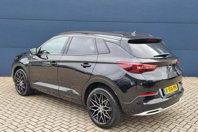 Opel Grandland (2022) thumbnail 3