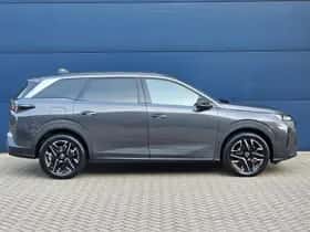 Peugeot 5008 (2025) thumbnail 4