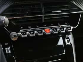 Peugeot 208 (2022) thumbnail 17