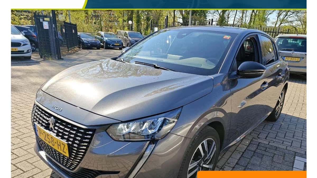 Peugeot 208 (2022) — foto 1