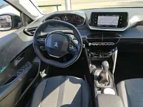 Peugeot 208 (2022) thumbnail 4