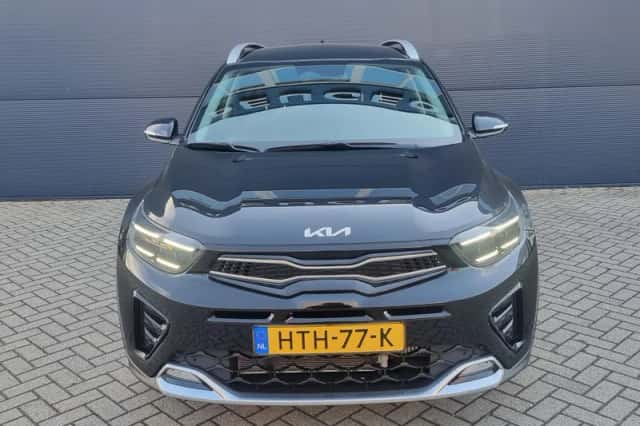 Kia Stonic (2025) thumbnail 3
