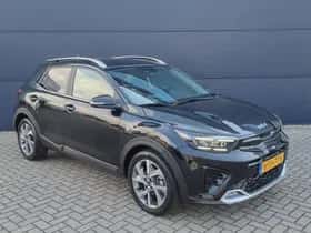 Kia Stonic (2025) thumbnail 3
