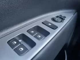 Kia Stonic (2025) thumbnail 31