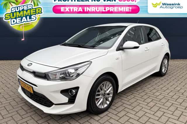 Kia Rio (2021) thumbnail 1