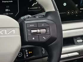 Kia EV4 (2026) thumbnail 17