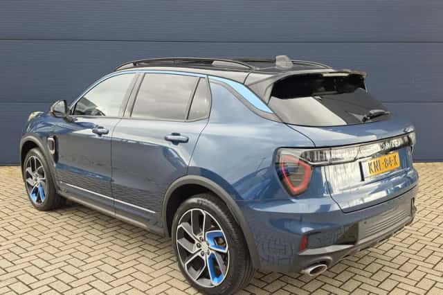 Lynk & Co 01 (2023) thumbnail 3