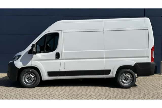 Opel Movano (2024) thumbnail 3