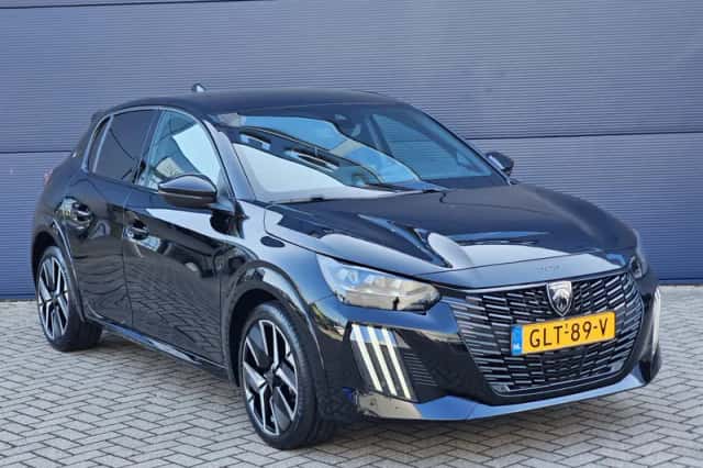 Peugeot 208 (2024) thumbnail 3