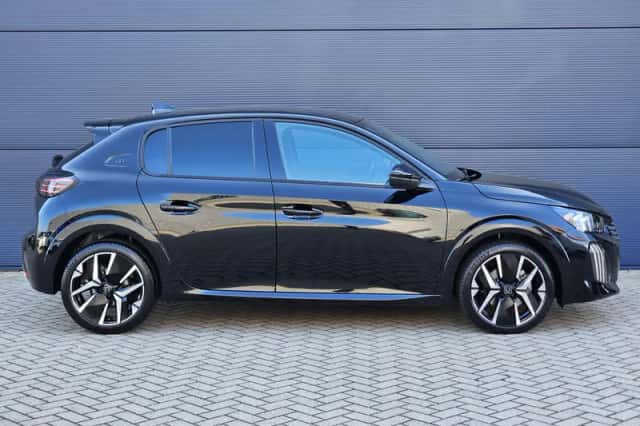 Peugeot 208 (2024) thumbnail 4