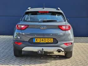 Kia Stonic (2020) thumbnail 4