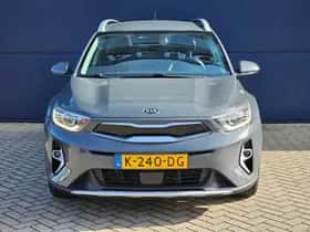 Kia Stonic (2020) thumbnail 8