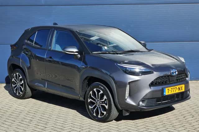 Toyota Yaris Cross (2022) thumbnail 3