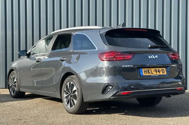 Kia Ceed Sportswagon (2025) thumbnail 4
