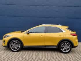 Kia XCeed (2020) thumbnail 2