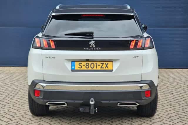 Peugeot 3008 (2023) thumbnail 6