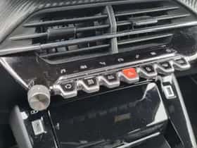 Peugeot 2008 (2020) thumbnail 21