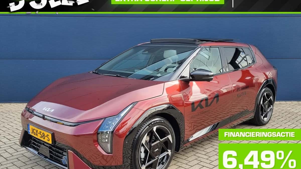 Kia EV4 (2025) — foto 1