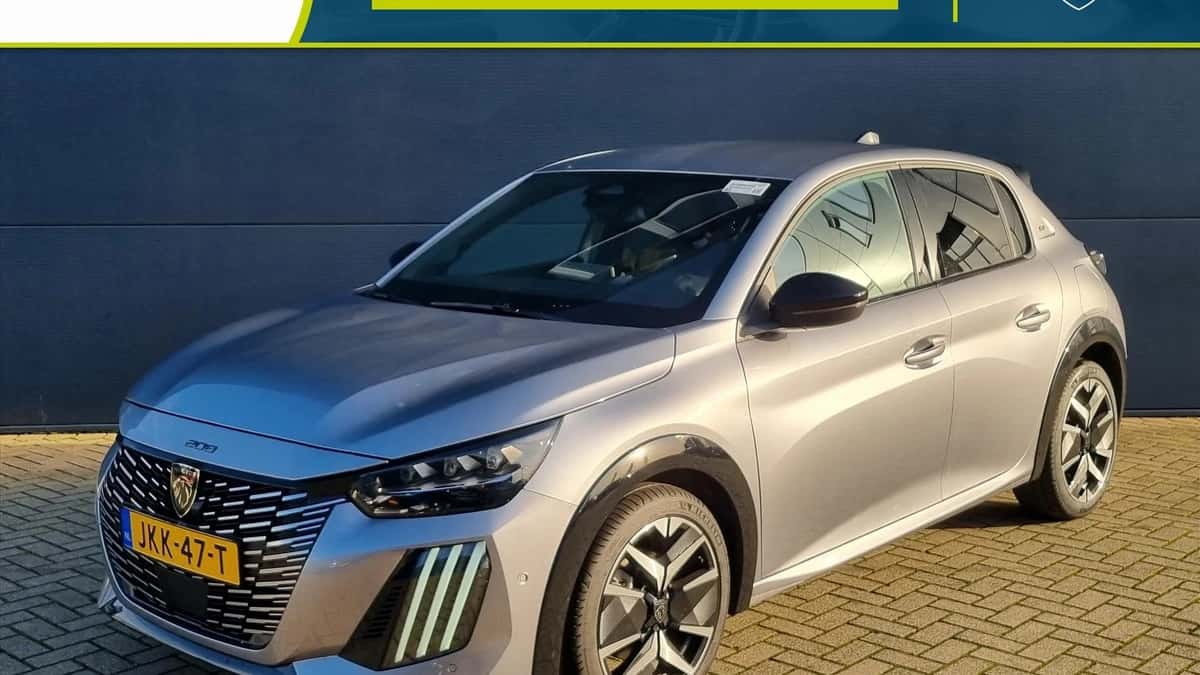Peugeot 208 (2025) — foto 1