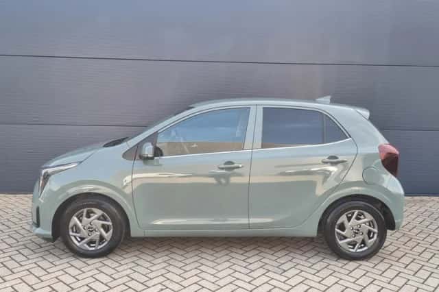 Kia Picanto (2024) thumbnail 2