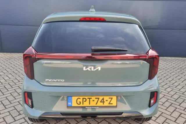 Kia Picanto (2024) thumbnail 4