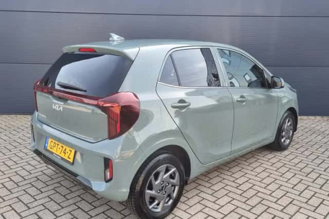 Kia Picanto (2024) thumbnail 5