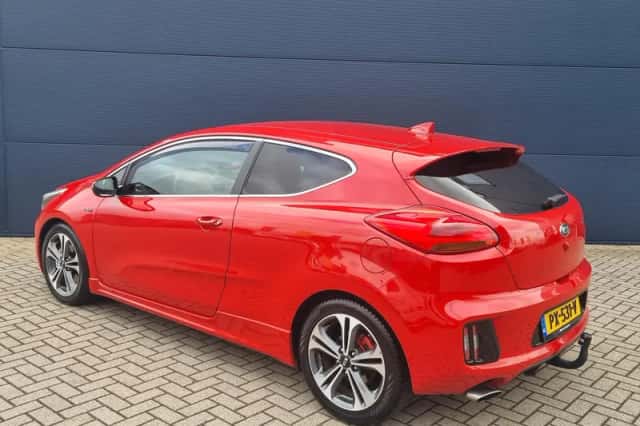 Kia Pro_cee'd (2018) thumbnail 3