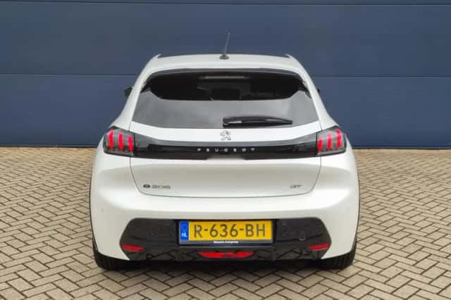 Peugeot e-208 (2021) thumbnail 5