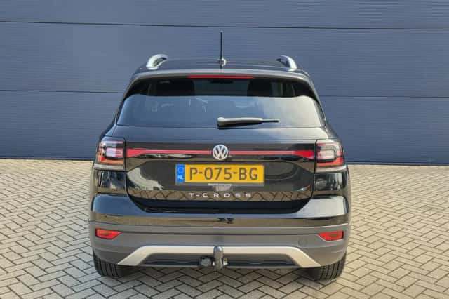 Volkswagen T-Cross (2020) thumbnail 4