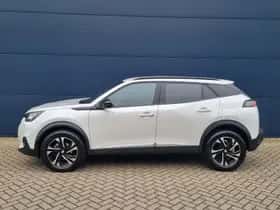 Peugeot 2008 (2023) thumbnail 2