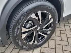 Peugeot 2008 (2023) thumbnail 27