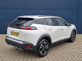 Peugeot 2008 (2023) thumbnail 5