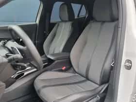 Peugeot 2008 (2023) thumbnail 10