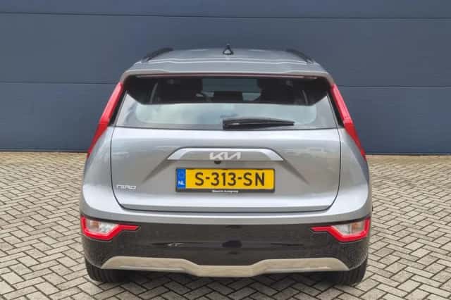 Kia Niro EV (2023) thumbnail 4