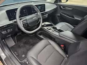 Kia EV6 (2024) thumbnail 9